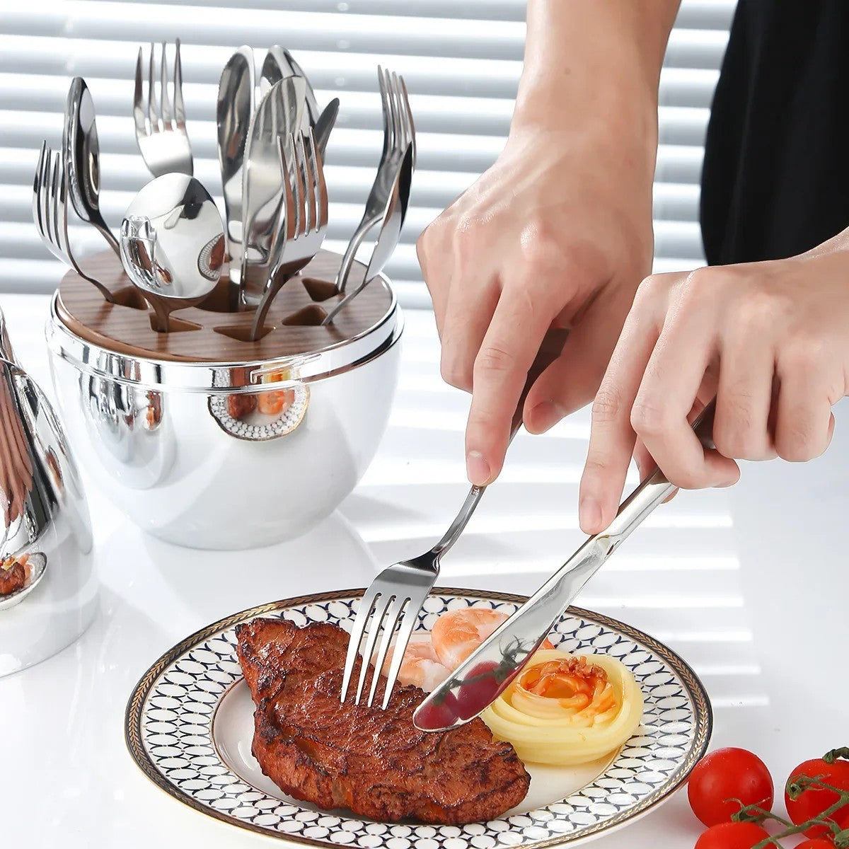 JOYSO™ Rose Egg Stainless Steel Fork & Spoon Gift Set